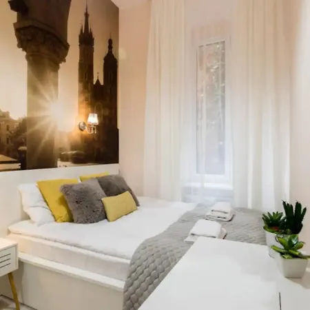 One Bedroom Apartment - Dluga 30 Street Cracovia Esterno foto